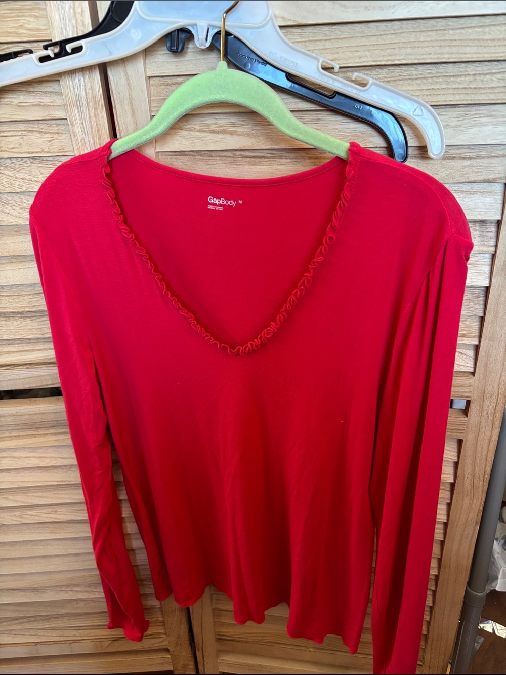 Gap Body V-Neck Long Sleeve Top Medium